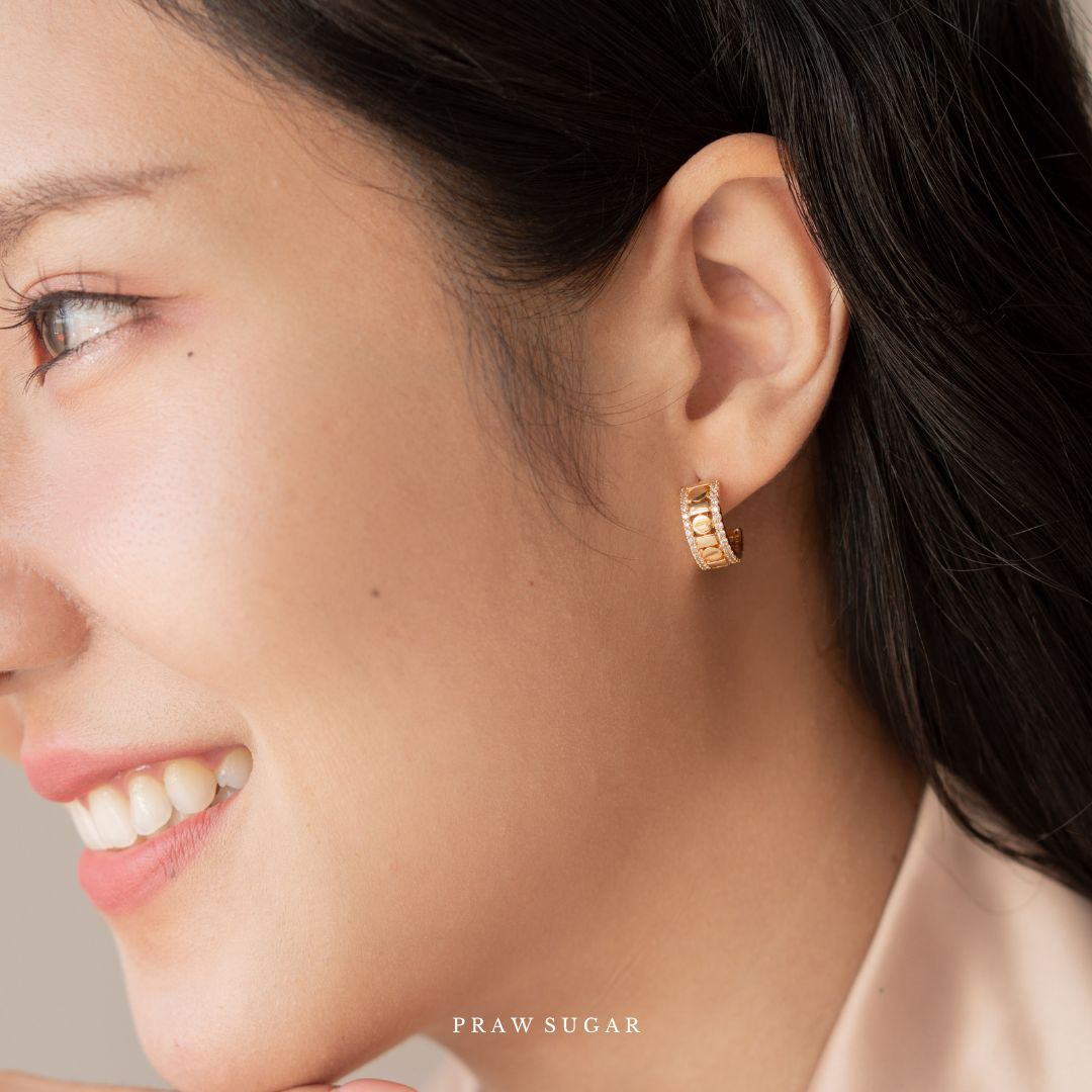 Modern Half Hoop Earrings - ต่างหูครึ่งห่วงสไตล์โมเดิร์น (ก้านต่างหูเงินแท้)