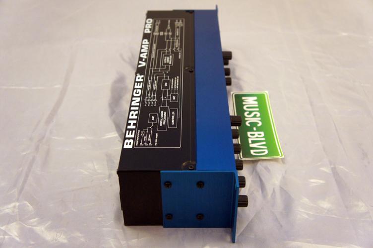 Behringer V-Amp Pro Guitar Multi Effects Processor