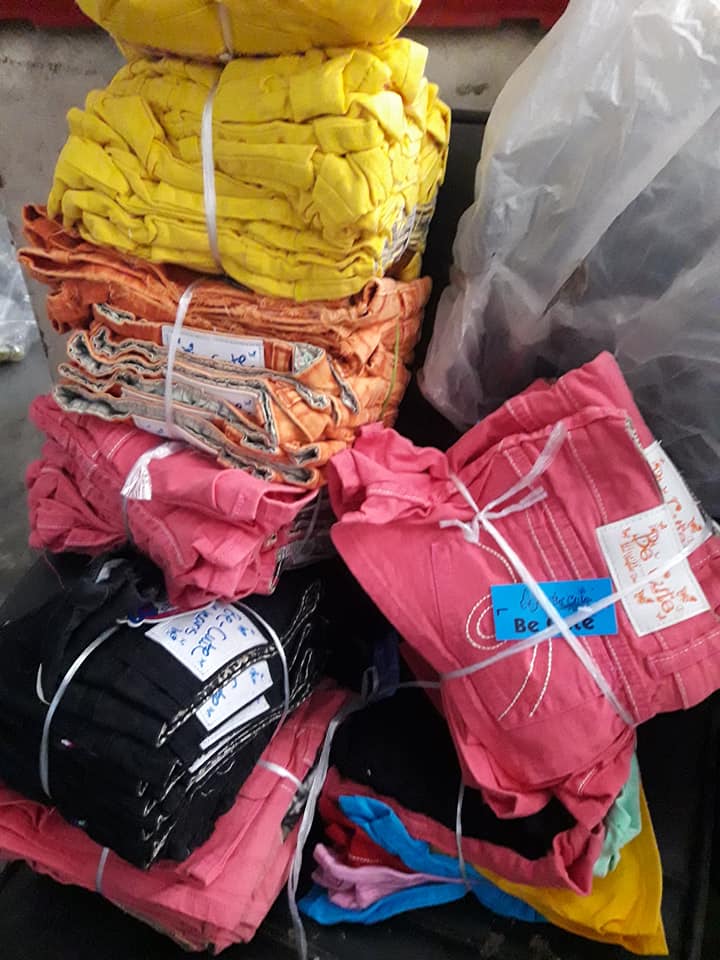 กางเกงยีนส์ขาสั้น กระโปรงสั้น มือ1 สต็อก