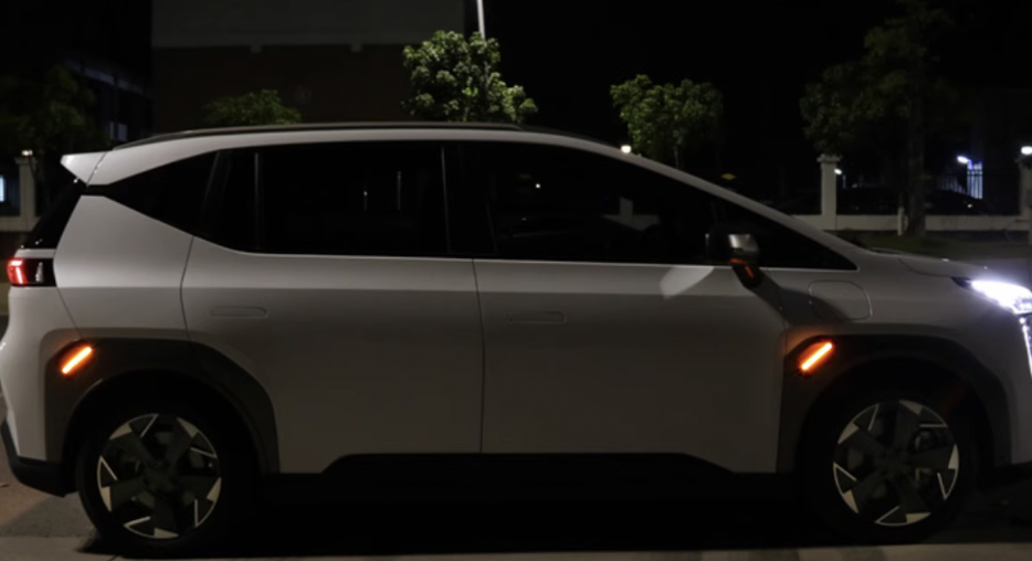 คิ้วล้อ คิ้วบังโคลนล้อรถ ตัดแต่งแปลง GAC Aion Y Plus