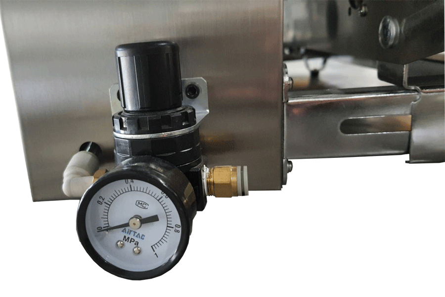 เครื่องซีลสายพานต่อเนื่อง มีระบบลมรุ่น DBF-1000AN