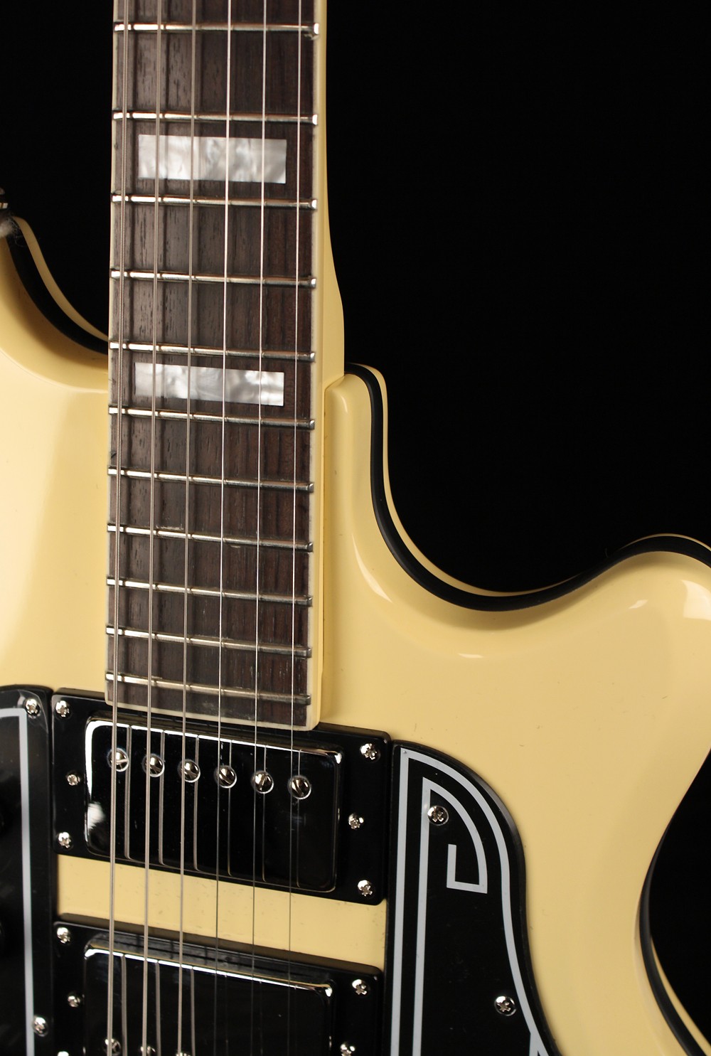 Eastwood Airline 59 Town & Country Std - Cream