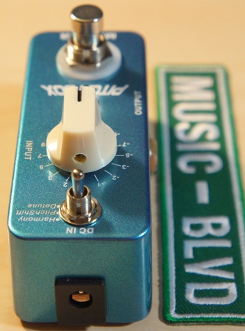 Mooer Audio Pitchbox Pitch Shifter