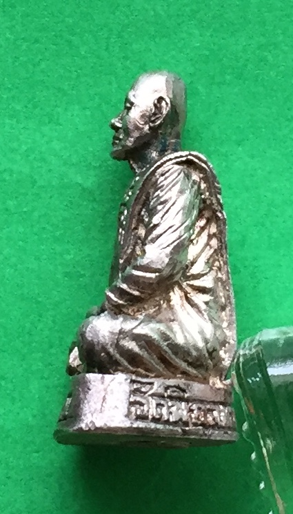 พระหล่อ อุดกริ่ง รูปเหมือน หลวงพ่อแพ วัดพิกุลทอง จ.สิงห์บุรี มีโค๊ต เนื้อเงิน พระแท้สวย สนใจโทรสอบถามที่ 0619783836.. 0805587175 ส่งEMSในประเทศฟรีคะ