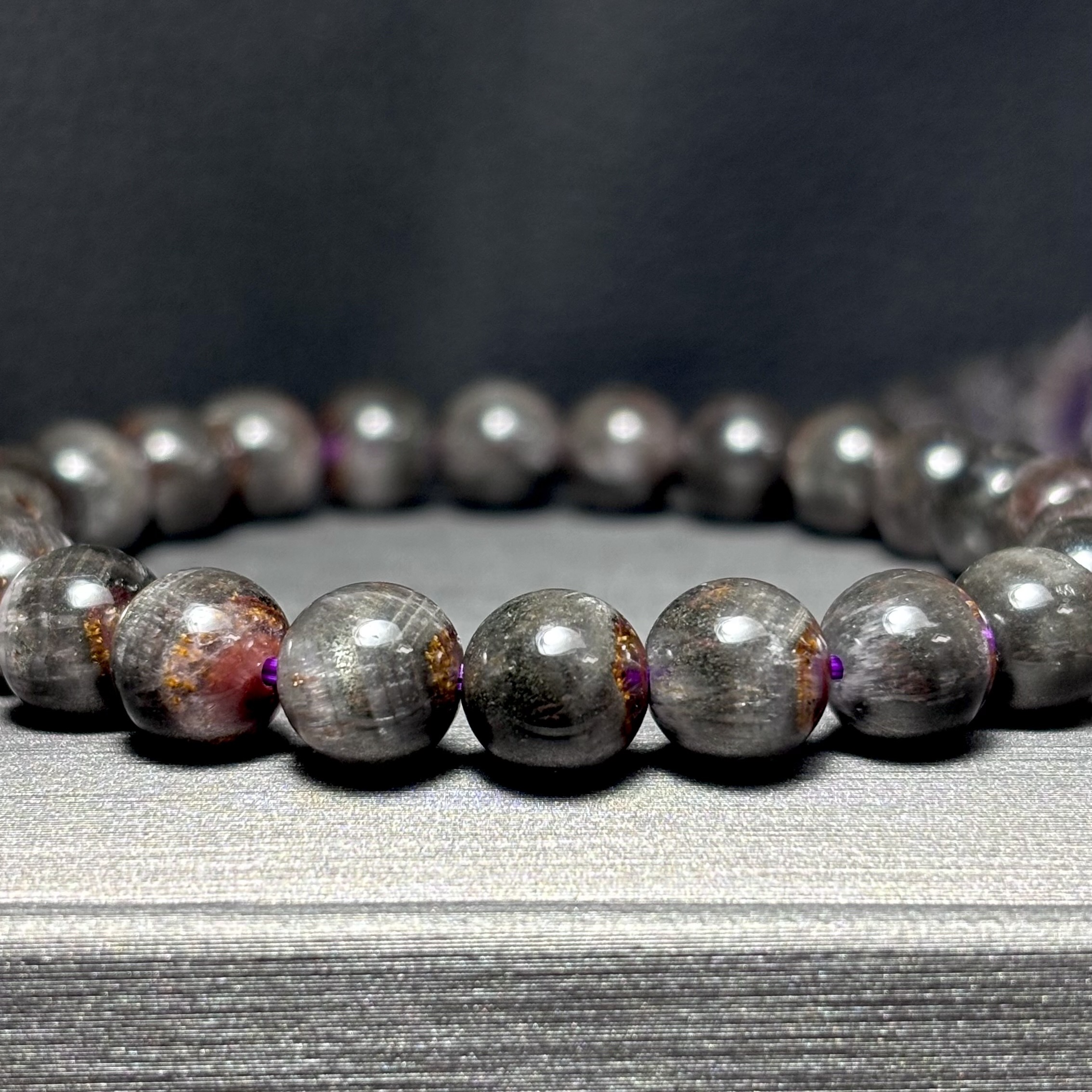 ข้อมือหิน แบล็คออร่าไลต์