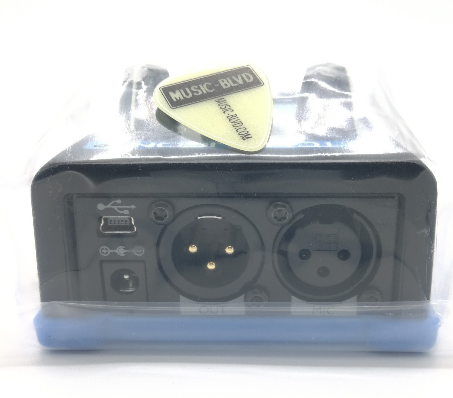 TC-Helicon VoiceTone C1 Hardtune and Pitch Correction Pedal