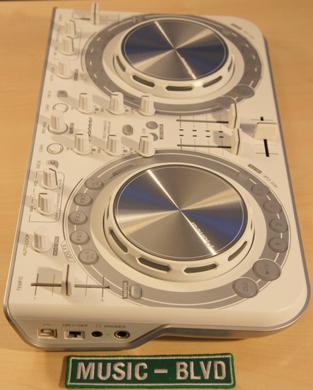 Pioneer DDJ-WEGO DJ Controller