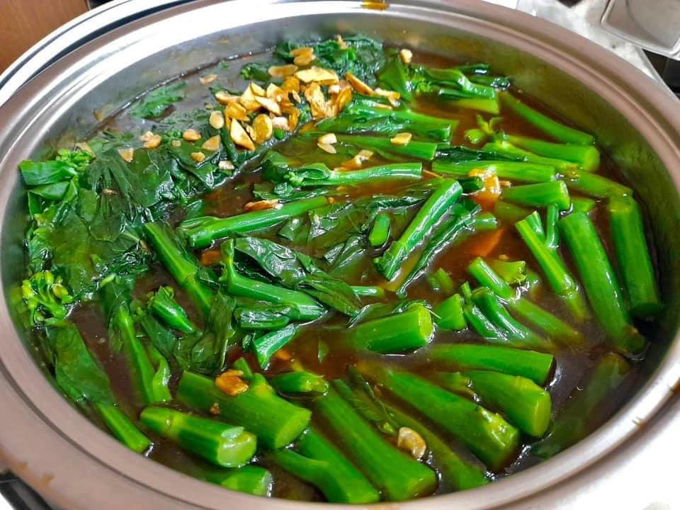 ผัดคะน้าน้ำมันหอย