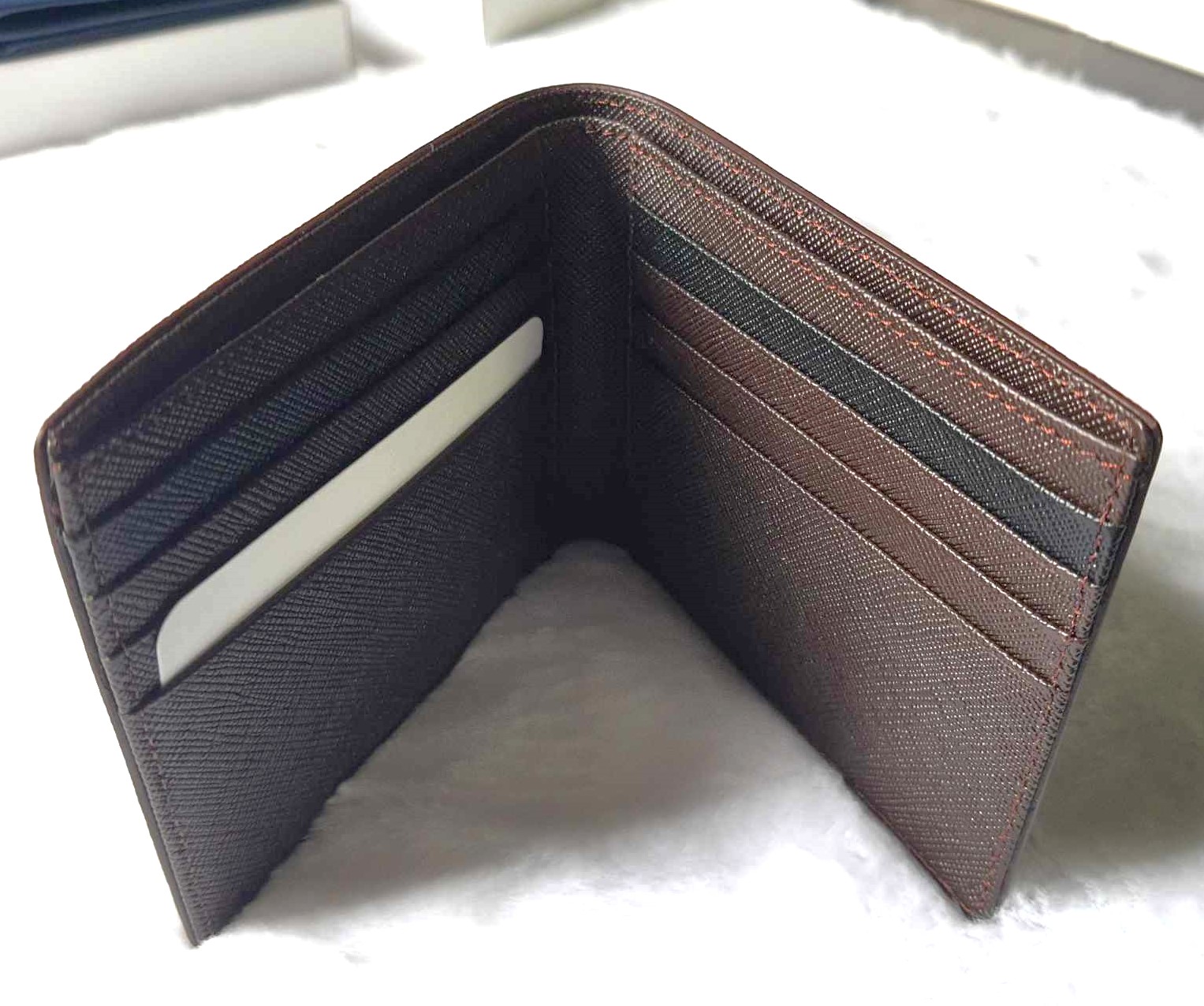 กระเป๋าสตางค์ Guy Laroche น้ำตาล ใหม่ แท้