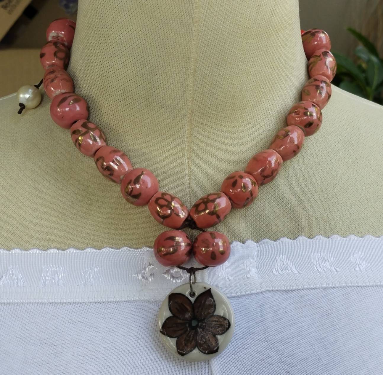 สร้อยคอแฟชั่น เนื้องาน เซรามิก