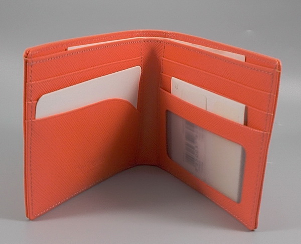 กระเป๋าสตางค์ Guy Laroche ส้ม ใหม่ แท้