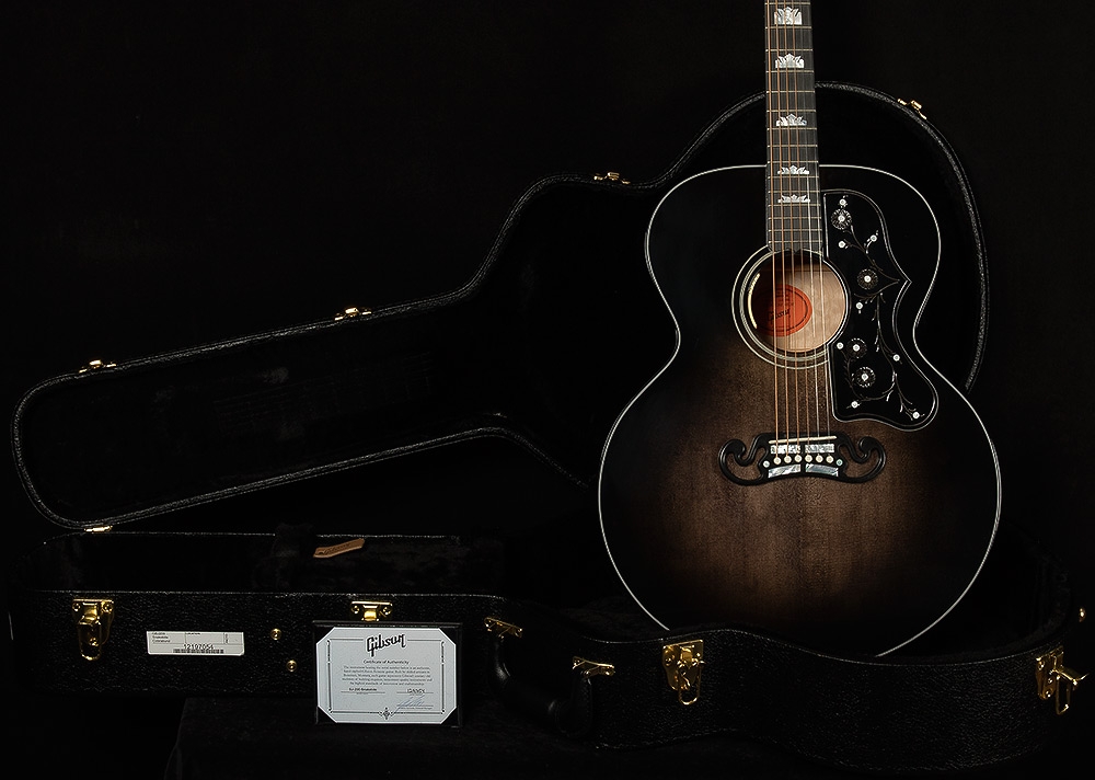 Gibson Limited Edition J-200 Snakebite