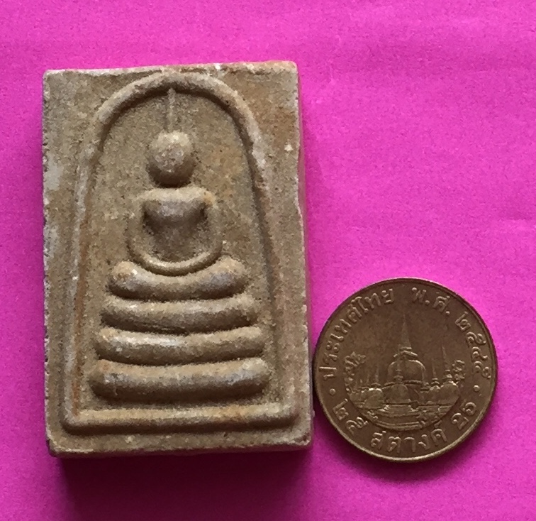 พระพิมพ์สมเด็จ หลวงพ่อแพ รุ่น ๘๘ ปี วัดพิกุลทอง จ.สิงห์บุรี หลังยันต์ เนื้อผงพุทธคุณผสม พระแท้สวย สนใจโทรสอบถามที่ 0619783836.. 0805587175 ส่งEMSในประเทศฟรีคะ