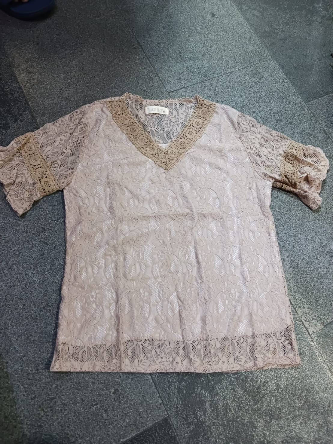 ขายเหมาสต็อก เสื้อมือ1คละแบบ