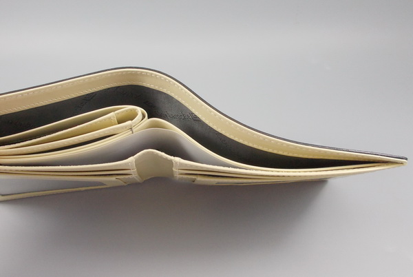 กระเป๋าสตางค์ Guy Laroche ดำ-ครีม ใหม่ แท้