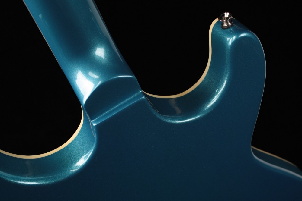 Eastwood Sidejack Baritone Std - Metallic Blue