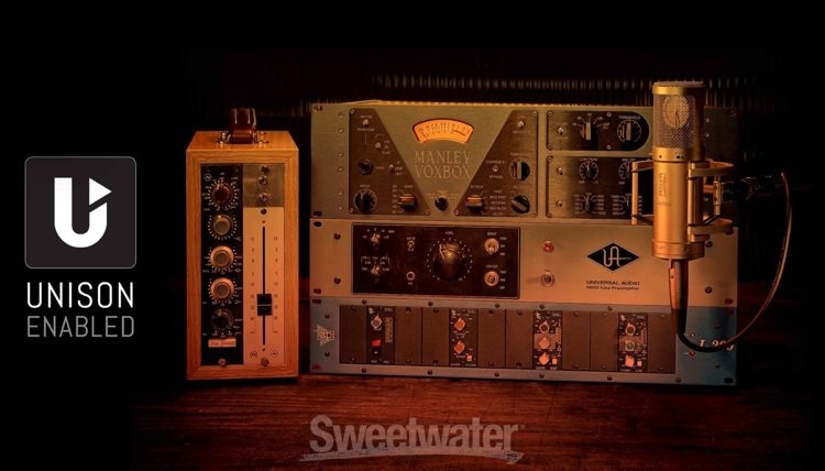 Universal Audio Apollo 8p 18x24 Thunderbolt 2 Audio Interface with UAD DSP