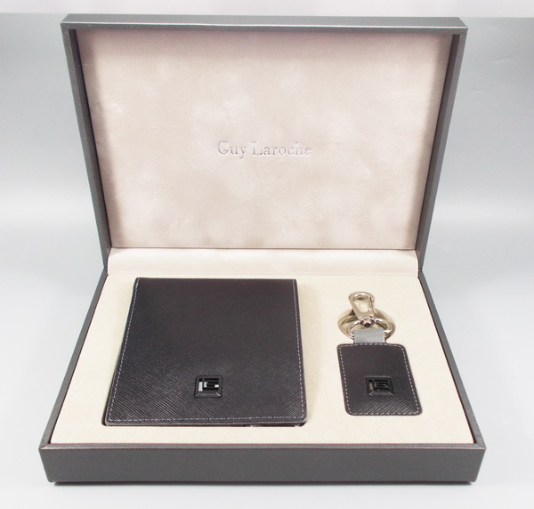 กระเป๋าสตางค์ Guy Laroche ดำ-เทา ใหม่ แท้