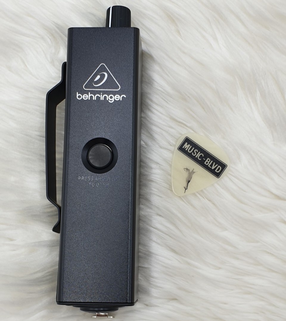 Behringer Powerplay P2