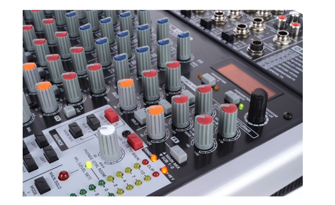 Behringer Xenyx QX2222USB