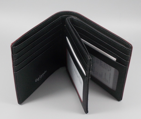 กระเป๋าสตางค์ Guy Laroche ดำ ใหม่ แท้