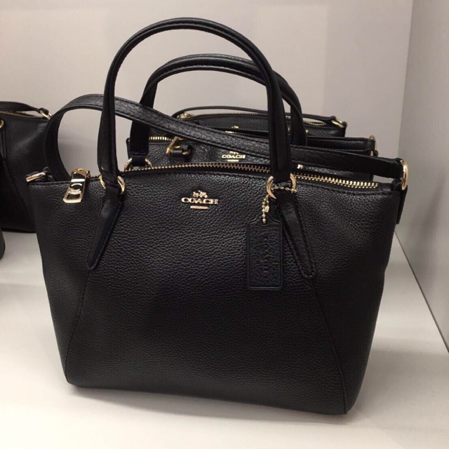 New Coach Mini Kelsey Pebble Leather#F57563 กระเป๋าถือ/สะพายข้าง ทรงพัด ไซส์ 10 นิ้ว หนัง สีดำ
