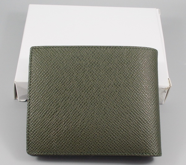 กระเป่าสตางค์ Guy Laroche เขียว ใหม่ แท้