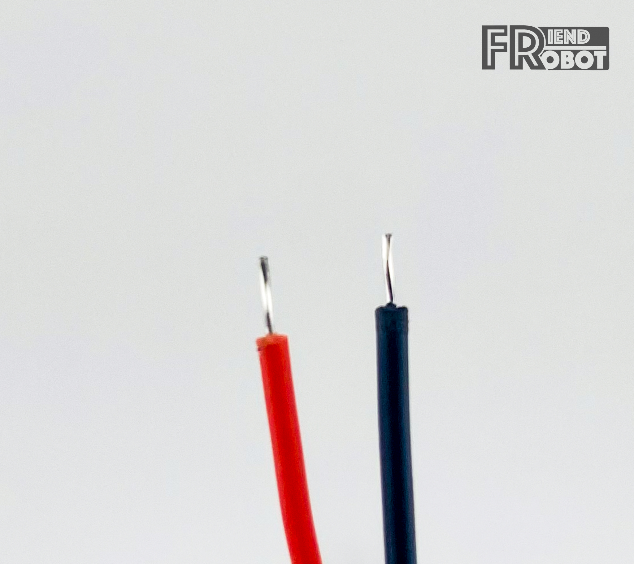 สายต่อมอเตอร์ พร้อมหัวเสียบ ปลายไล้ตะกั่ว (แพ็ค 5 เส้น)