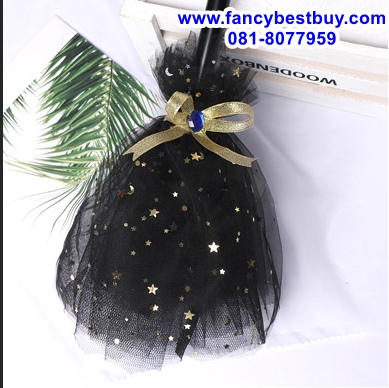 ไม้กวาดฮาโลวีน สำหรับ แม่มดน้อยสุดน่ารัก ประกอบชุดแม่มด ในเทศกาศวันฮาโลวีน ความยาวรวม 117 ซม. เลือกสีได้ **ขายเฉพาะลูกค้าที่ซื้อกับชุดแฟนซี**