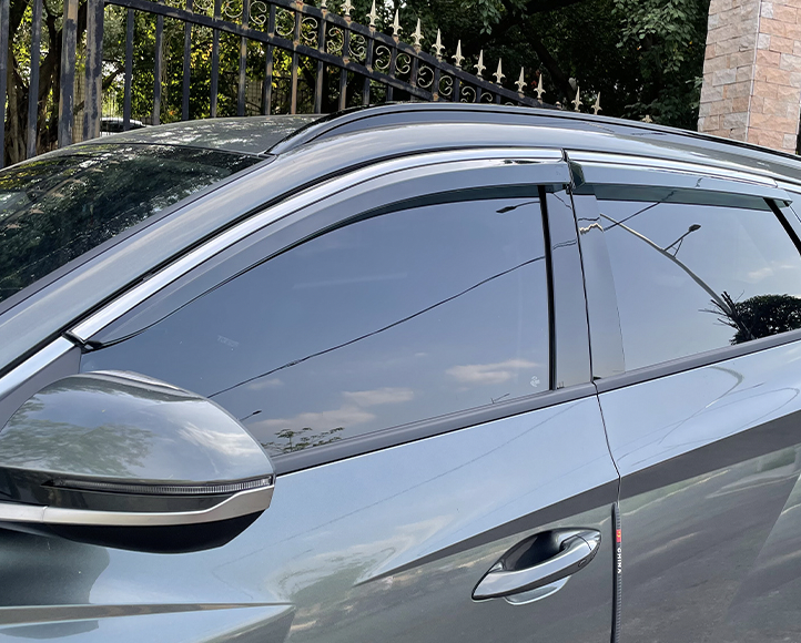 คิ้วกันสาด กันสาด กันสาดประตู แบบ 4 ชิ้น และ แบบ 6 ชิ้น สำหรับ Hyundai CRETA ฮุนได เครต้า