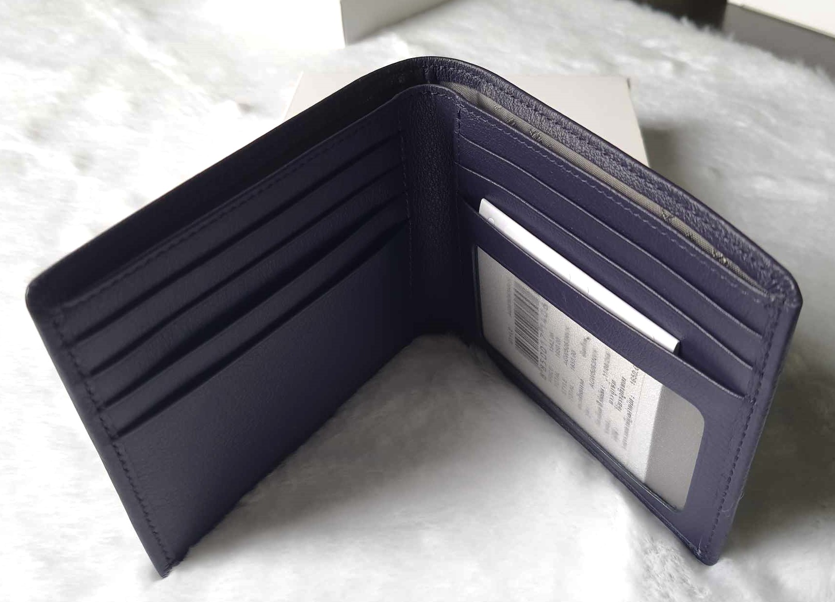 กระเป๋าสตางค์ Guy Laroche กรมท่า ใหม่ แท้