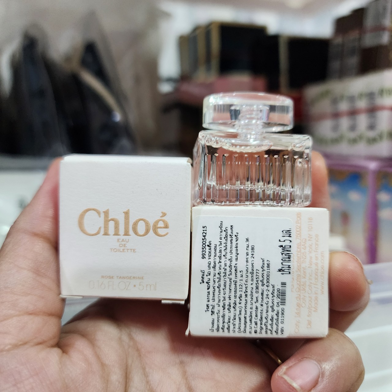 น้ำหอมจิ๋วมินิ Chloe Rose Tangerine edt 5ml แบบแต้มมีกล่อง ( Mini Perfume น้ำหอมขนาดพกพา)