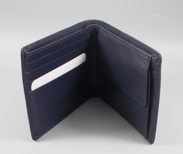 กระเป๋าสตางค์ Guy Laroche กรม ใหม่ แท้