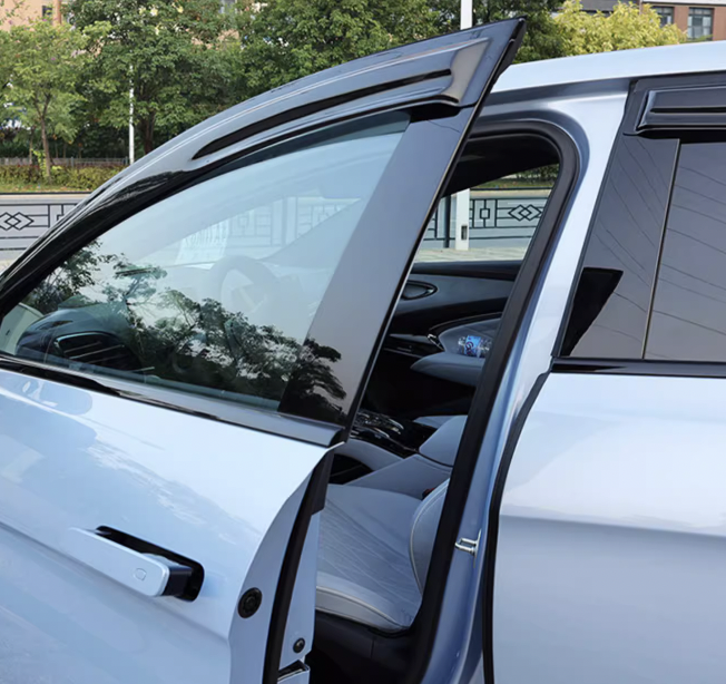 BYD Seal ราคาถูก คิ้วกันสาดขอบสแตนเลส3D พร้อมส่งจากไทย แบบ 6 ชิ้น ติดตั้งง่าย กาวเหนียว