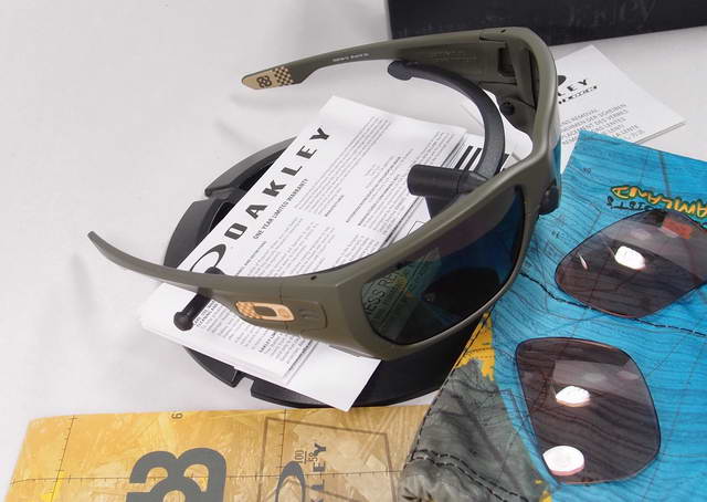 OAKLEY BOB BURNQUIST SIGNATURE SERIES STYLE SWITCH Matte Dark Green with Dark Grey & VR50 OO9194-13