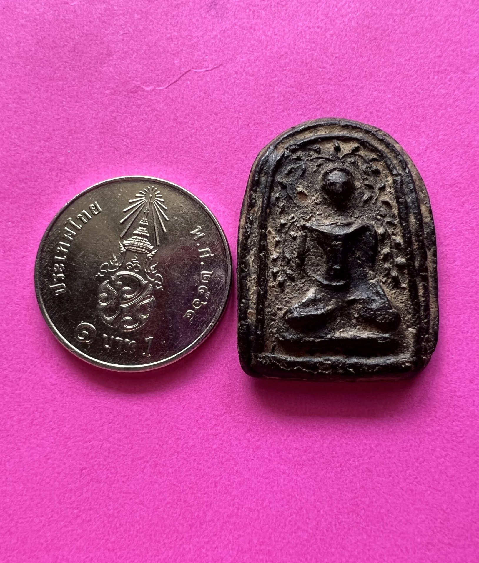 พระผง พิมพ์ปรกโพธิ์ หลวงปู่บุญ รุ่นเศียรโล้นสะดุ้งกลับ วัดกลางบางแก้ว จ.นครปฐม เนื้อดินพุทธคุณ ผสมผงยาจินดา พระแท้สวย สนใจโทรสอบถามที่ 0619783836.. 0805587175 ส่งEMSในประเทศฟรีคะ