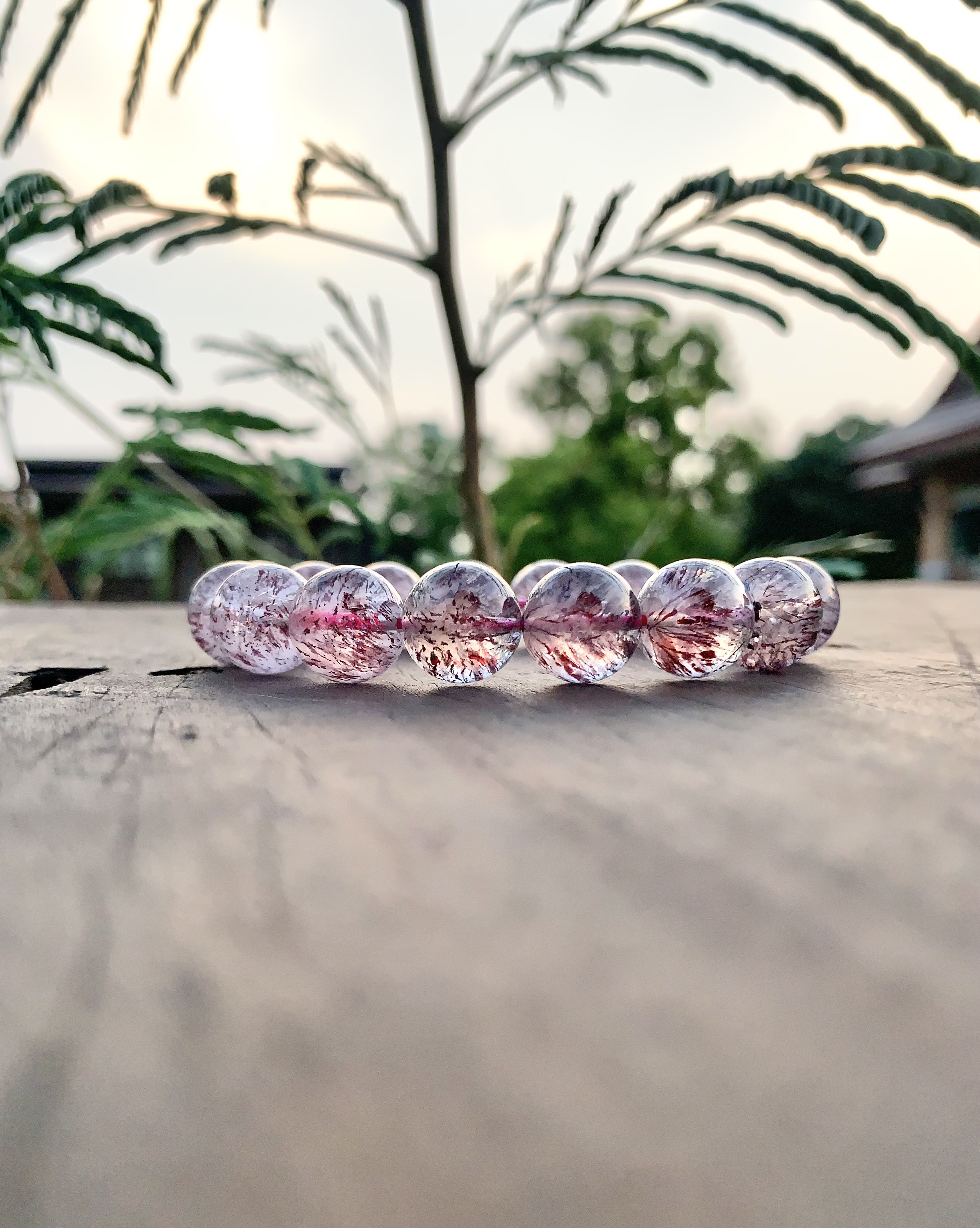 ข้อมือหิน เลพิโดโครไซด์