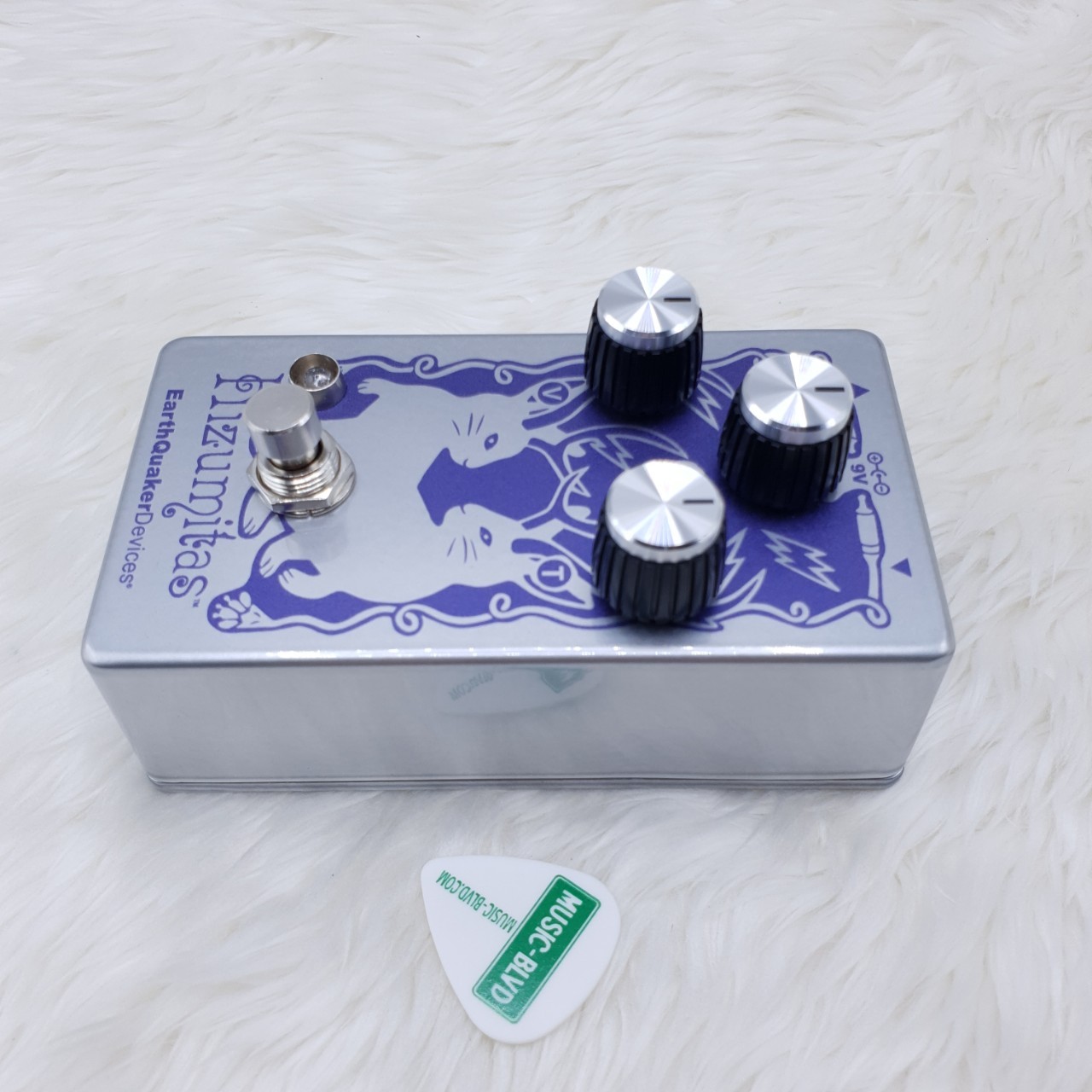 EarthQuaker Devices Hizumitas Fuzz Sustainar Pedal