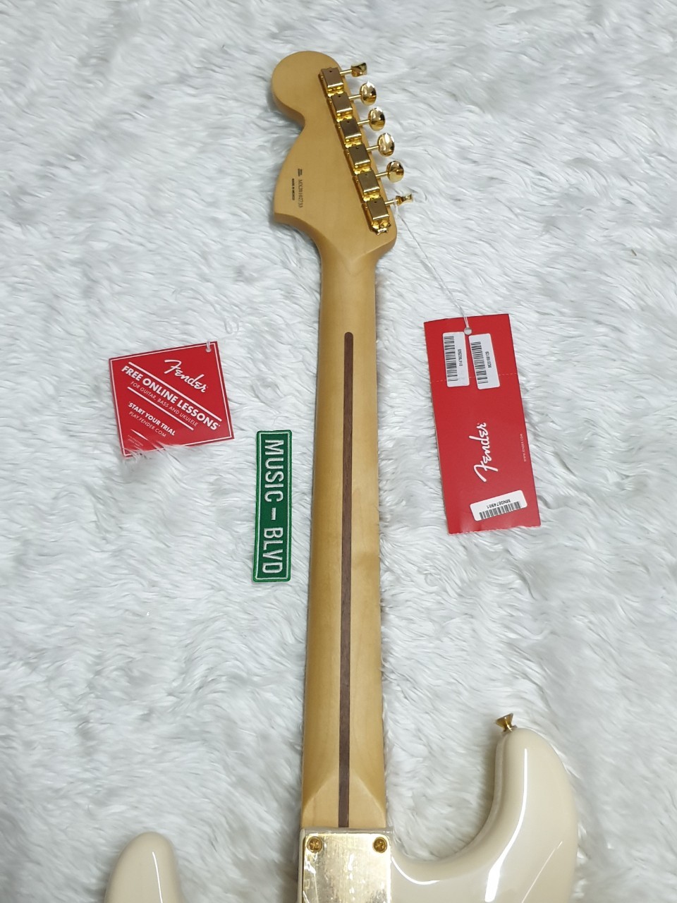 Fender Limited Mahogany Blacktop Stratocaster HHH - Olympic White w/ Gold Hardware