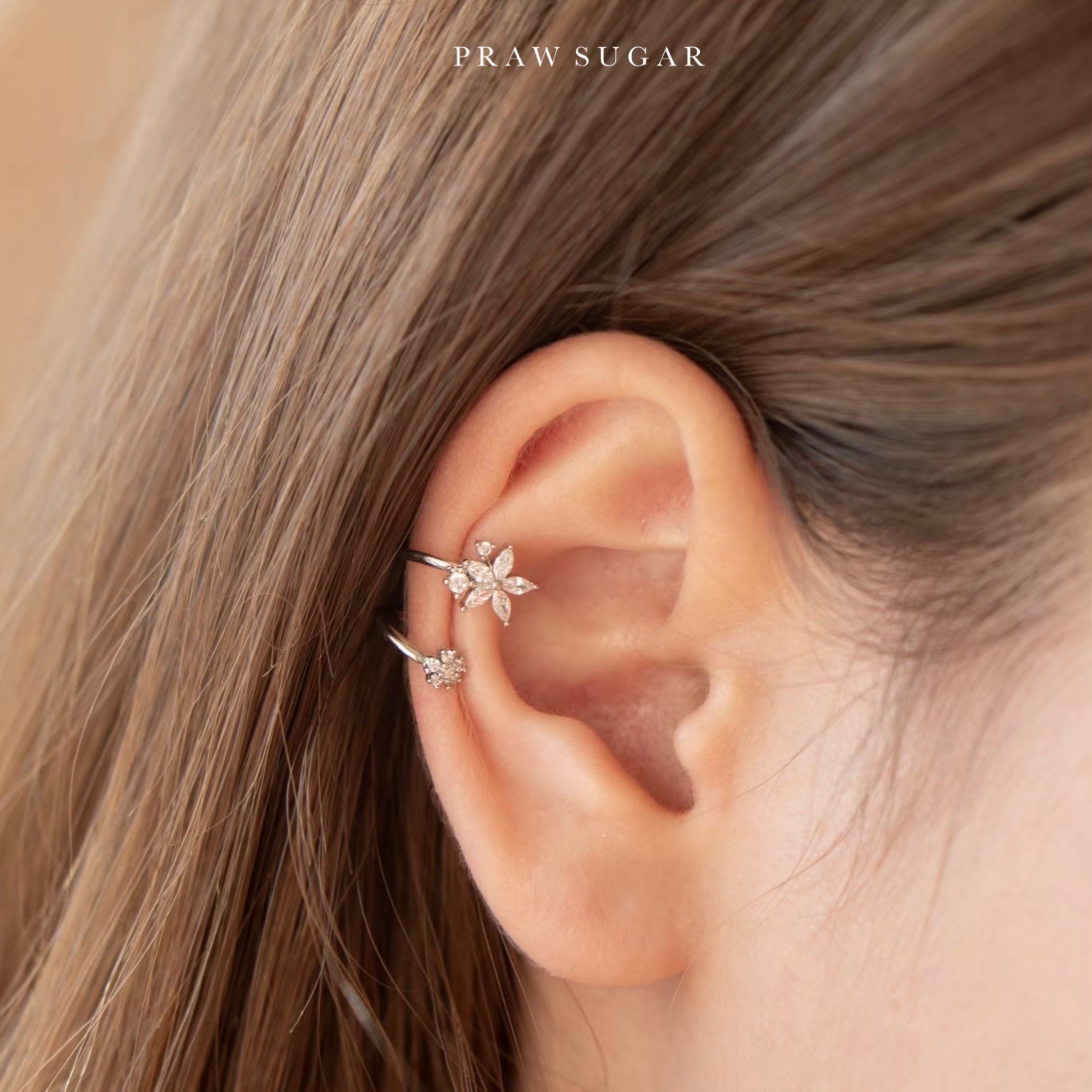 Little Flower Earcuff - ต่างหูแบบเกี่ยวดอกไม้จิ๋ว (มี 3 สี)