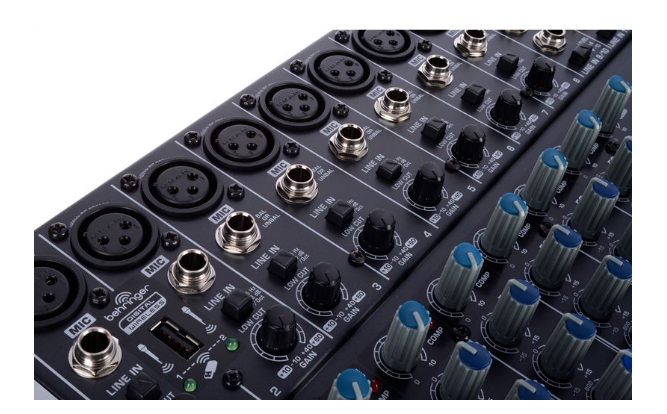 Behringer Xenyx QX2222USB