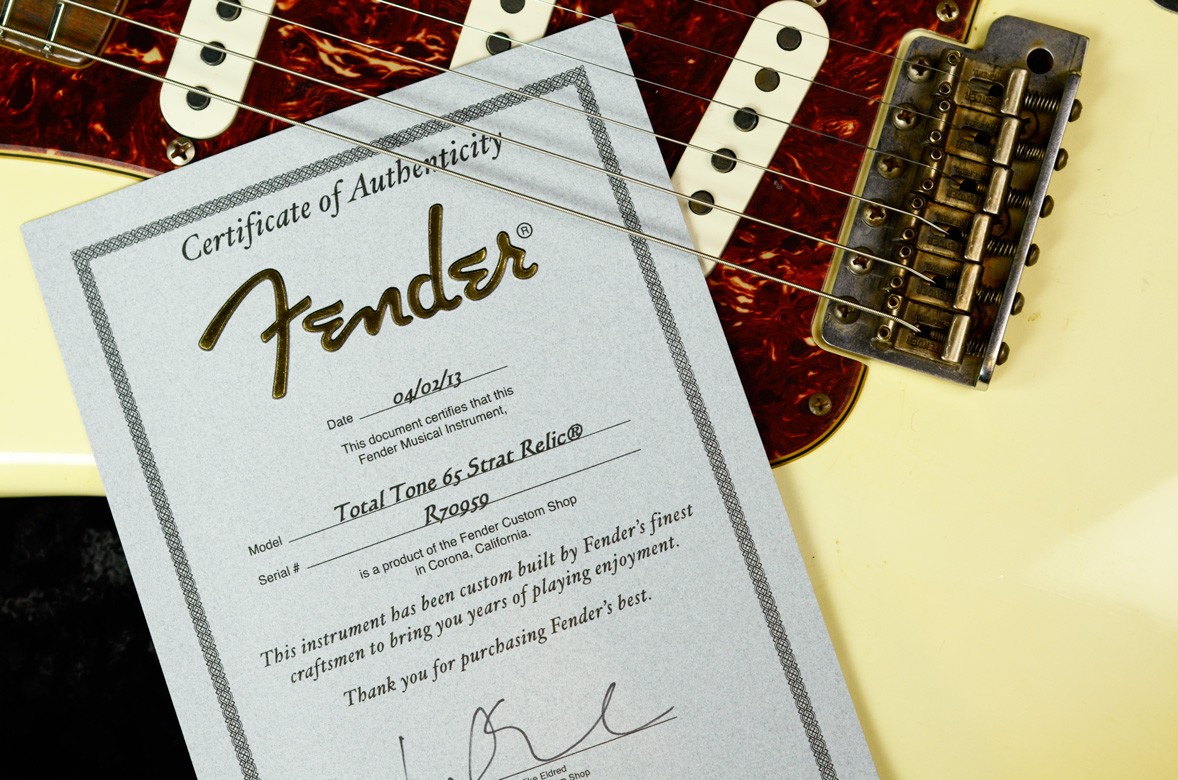 Fender Total Tone 65 Strat - Vintage White - Relic - R70959