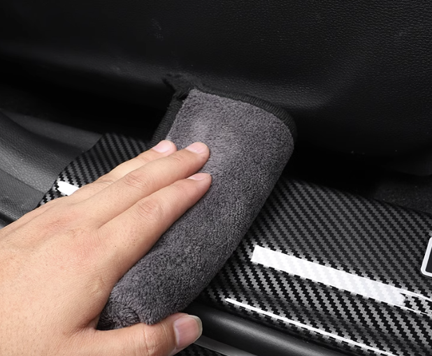 แถบกันกระแทกประตู Wuling Binguo EV