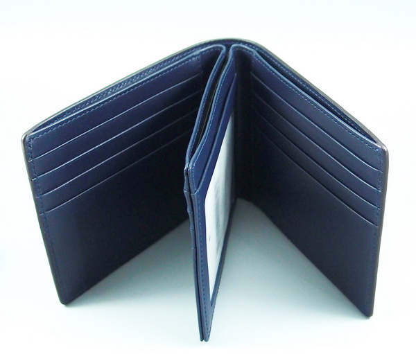 กระเป่าสตางค์ Guy Laroche กรม ใหม่ แท้