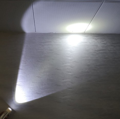 ไฟฉาย ไฟฉุกเฉินแอลอีดี (YAGE) จำนวน 1 เครื่อง