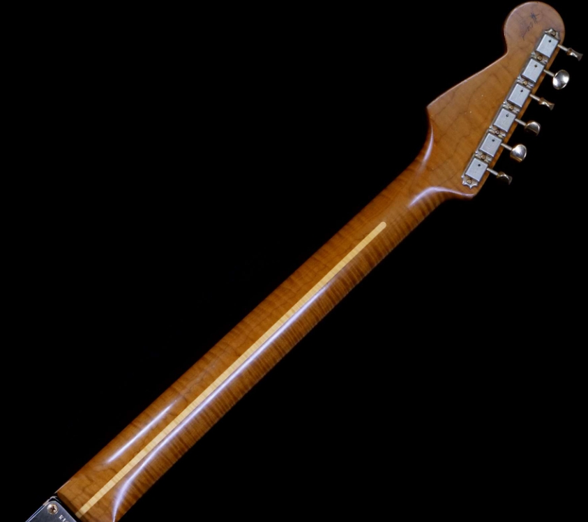 FENDER CUSTOM SHOP KYLE MCMILLIN MASTERBUILT 1955 STRATOCASTER RELIC ROASTED 3A FLAME MAPLE NECK HAND-WOUND PICKUPS 2 TONE SUNBURST