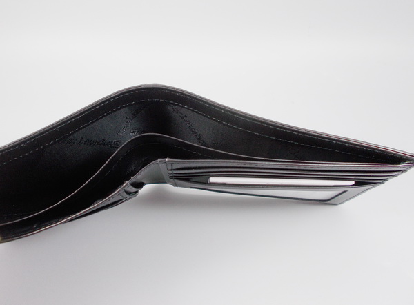 กระเป๋าสตางค์ Guy Laroche เทาเข้ม ใหม่ แท้