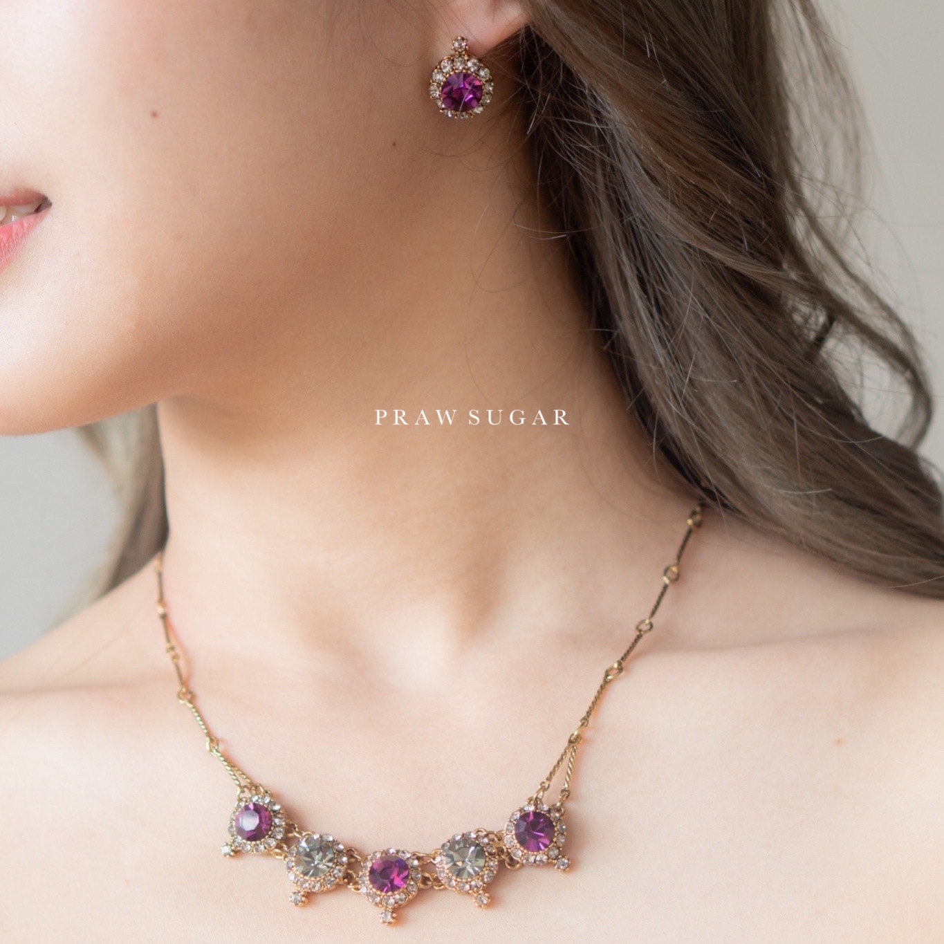 Swarovski Crystal Necklace - สร้อยคอคริสตัลสวารอฟสกีสไตล์แอนทีค