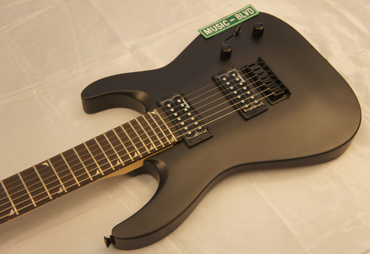 Jackson JS22-7 Dinky DKA 7-String Electric Guitar Satin Black