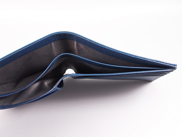 กระเป๋าสตางค์ Guy Laroche มี 3 สี ใหม่ แท้